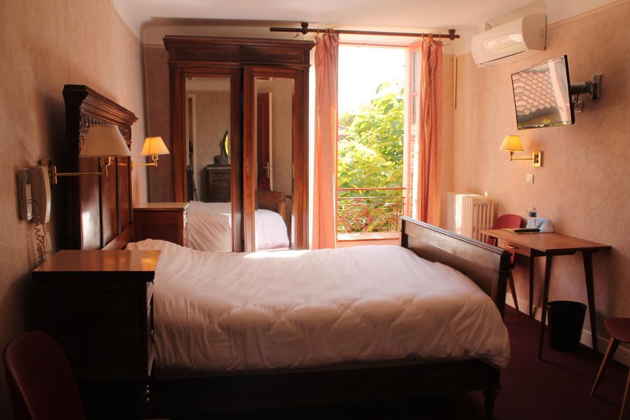Hotel Le Commerce Mirepoix  Exterior photo